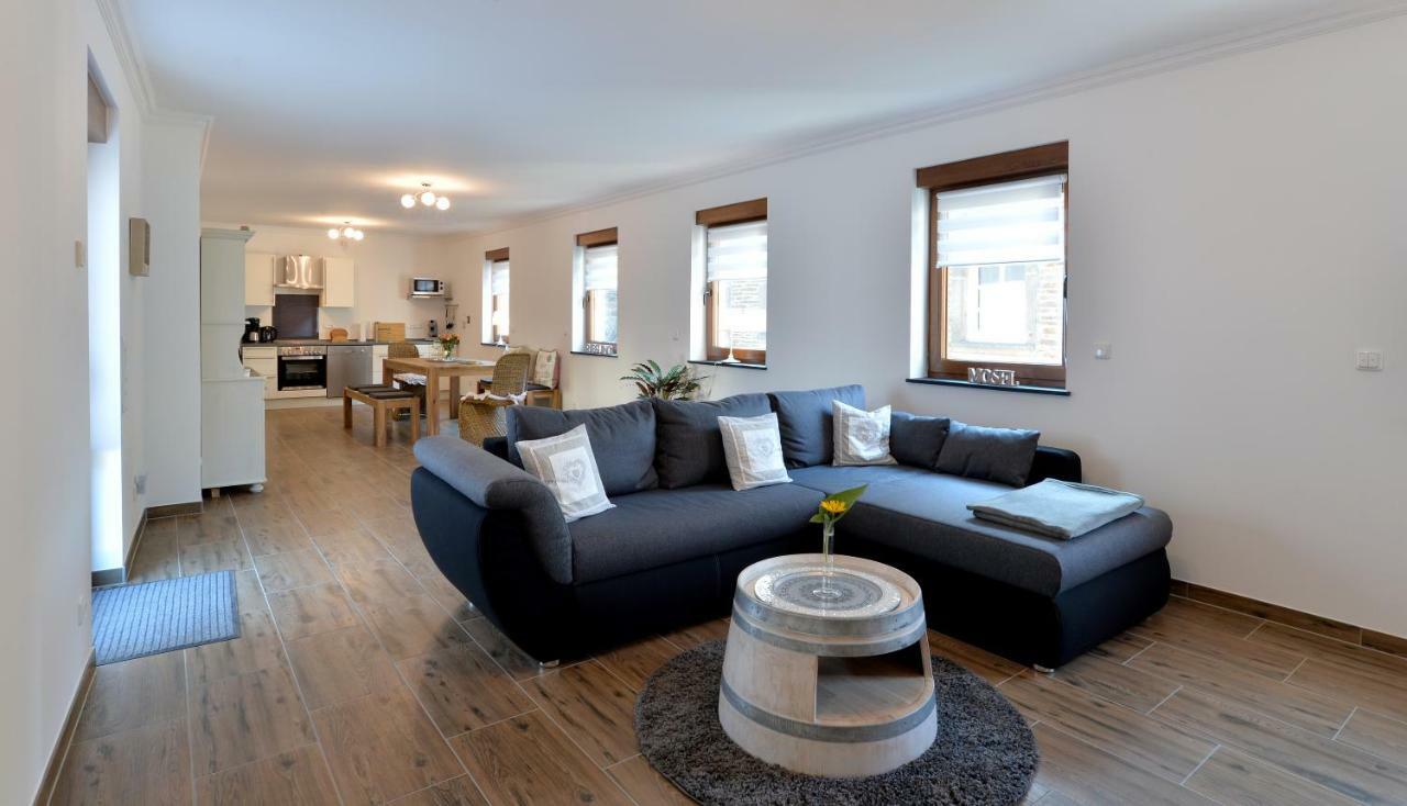 Moselhof Ferienwohnungen Bruttig-Fankel Extérieur photo